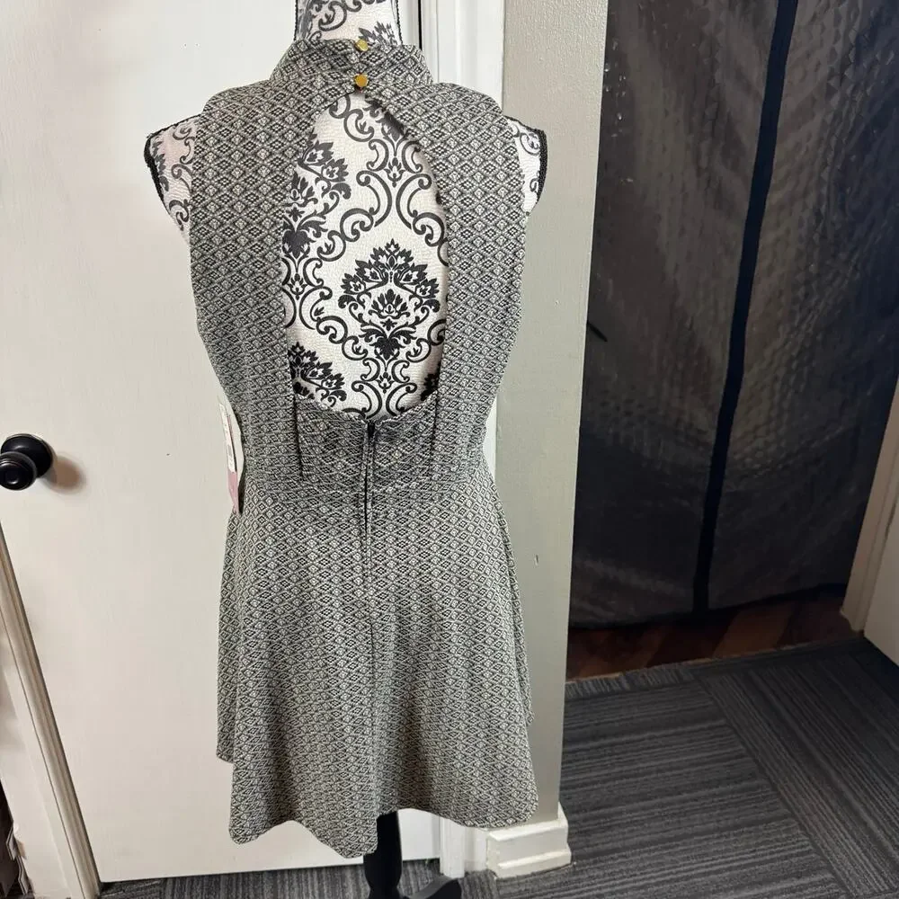 Emerald Sundae Gray Black Metallic Geometric Mock Neck Fit & Flare Dress NWT 13